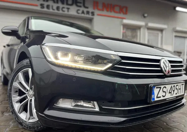 samochody osobowe Volkswagen Passat cena 63960 przebieg: 204000, rok produkcji 2017 z Żmigród